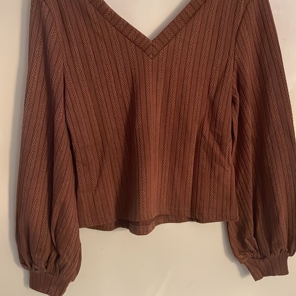 NWT Coffee Brown Fashion Sweater - Picture 10 of 13